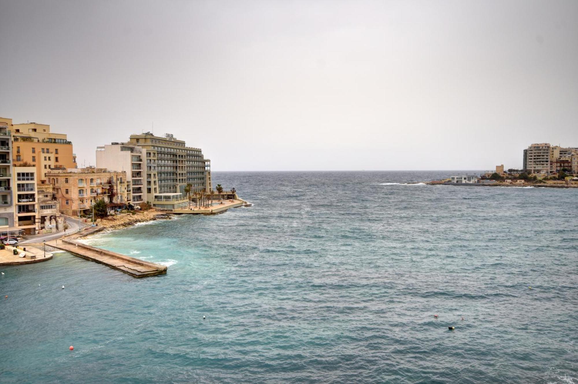 Morina Court - Seaview Apartments And Penthouse In St Julians By Shortletsmalta St. Julian's Exteriör bild