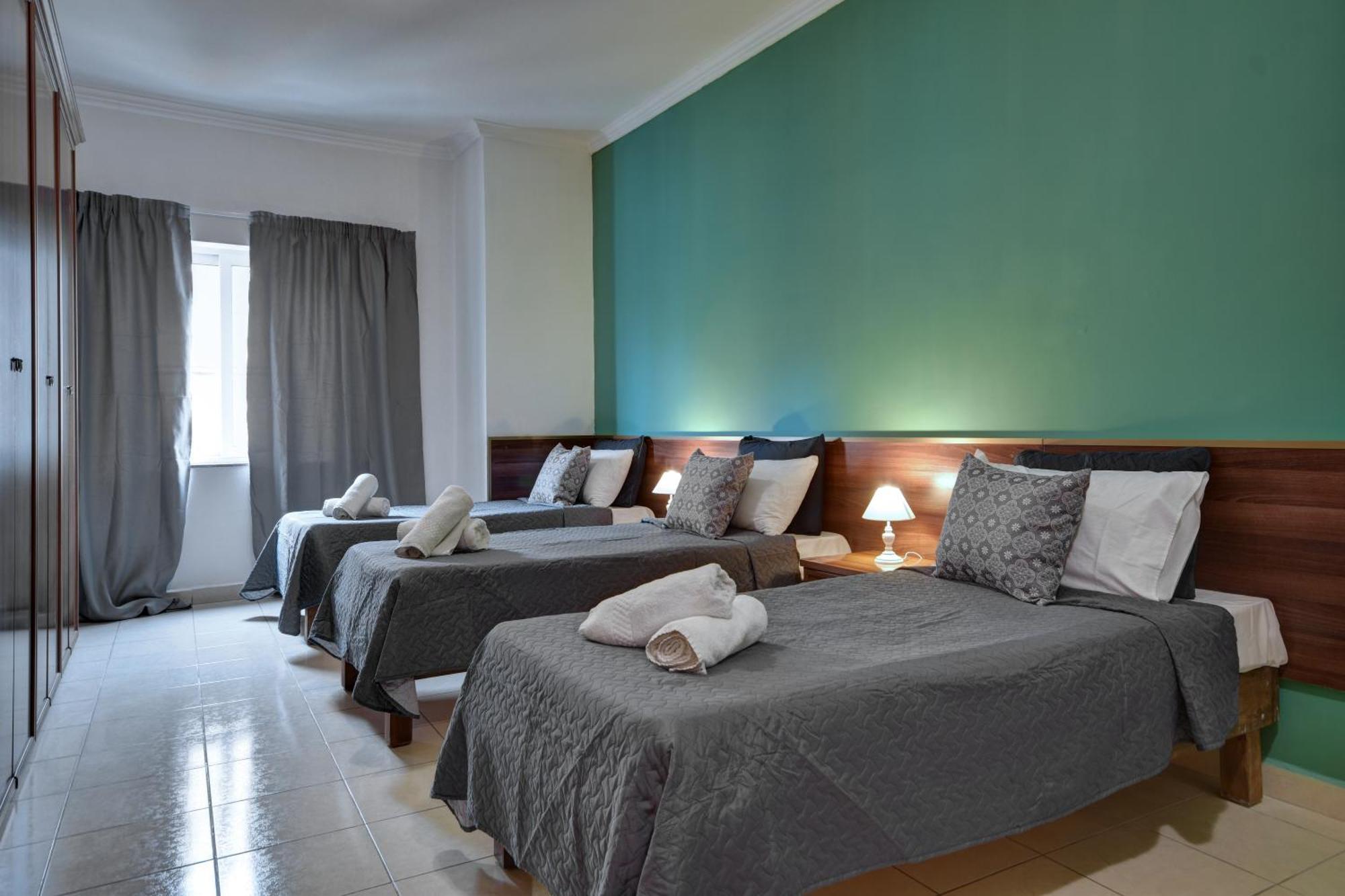 Morina Court - Seaview Apartments And Penthouse In St Julians By Shortletsmalta St. Julian's Exteriör bild